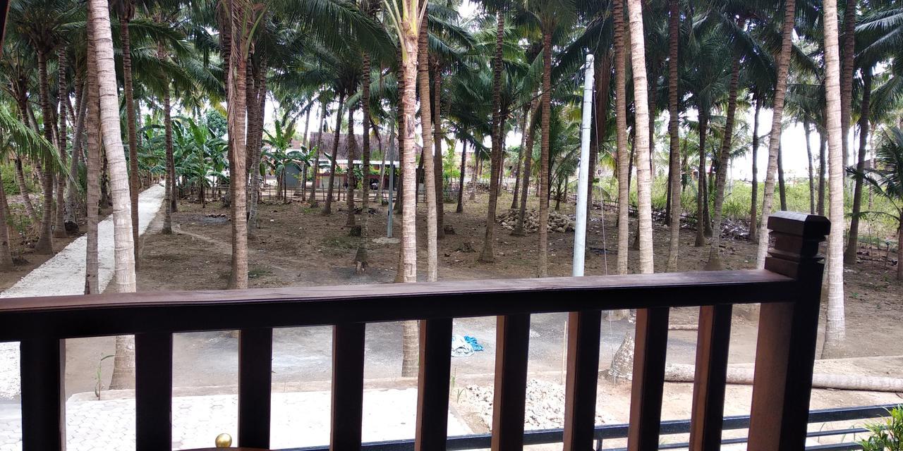 Coconut Hill Cottage Batununggul 外观 照片
